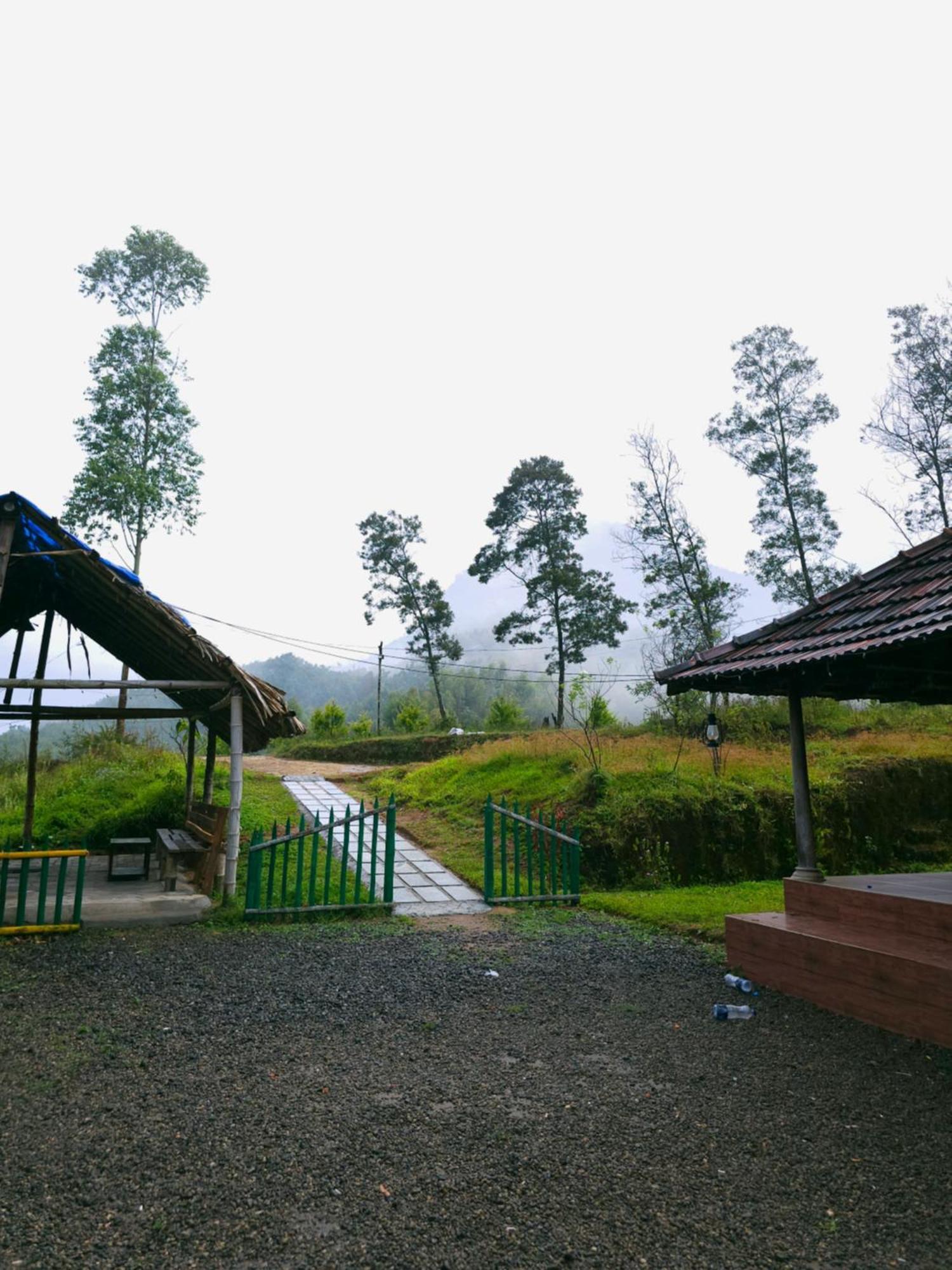 Nature Castle -Traditional Villa,Vattavada Kottakamboor Esterno foto